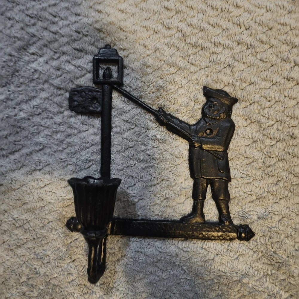 Vintage Black Cast Iron Wall Sconce